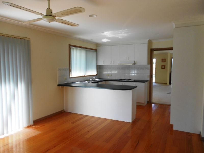 53 Cuttriss St, Inverloch VIC 3996