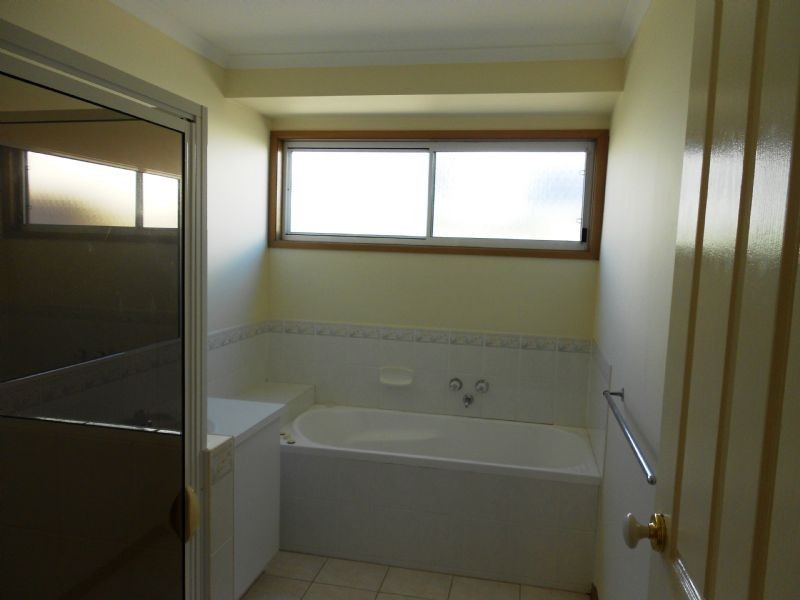 53 Cuttriss St, Inverloch VIC 3996