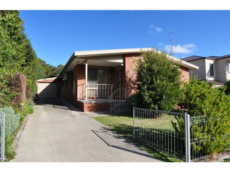 21 Golf St, Inverloch VIC 3996