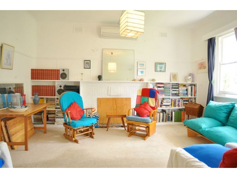 16 High St, Inverloch VIC 3996