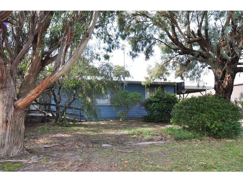 46 Williams St, Inverloch VIC 3996