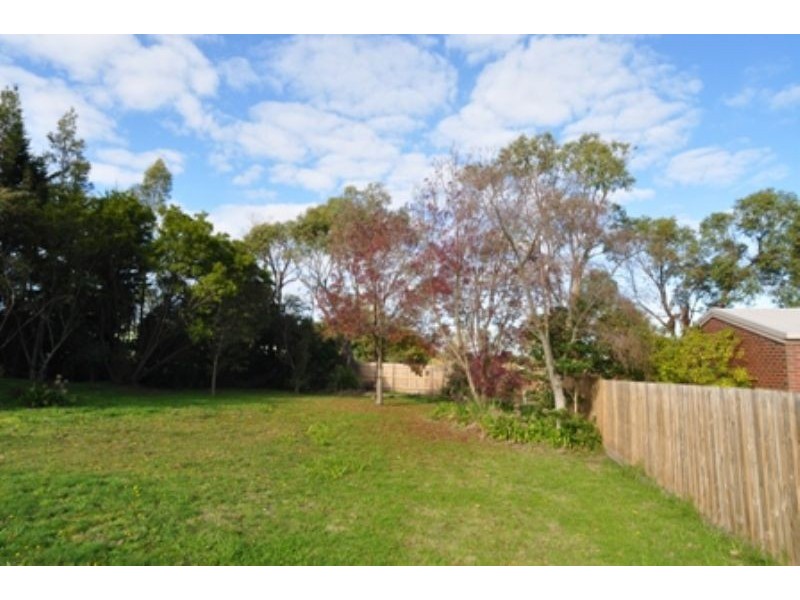 1 Correa Place, Inverloch VIC 3996