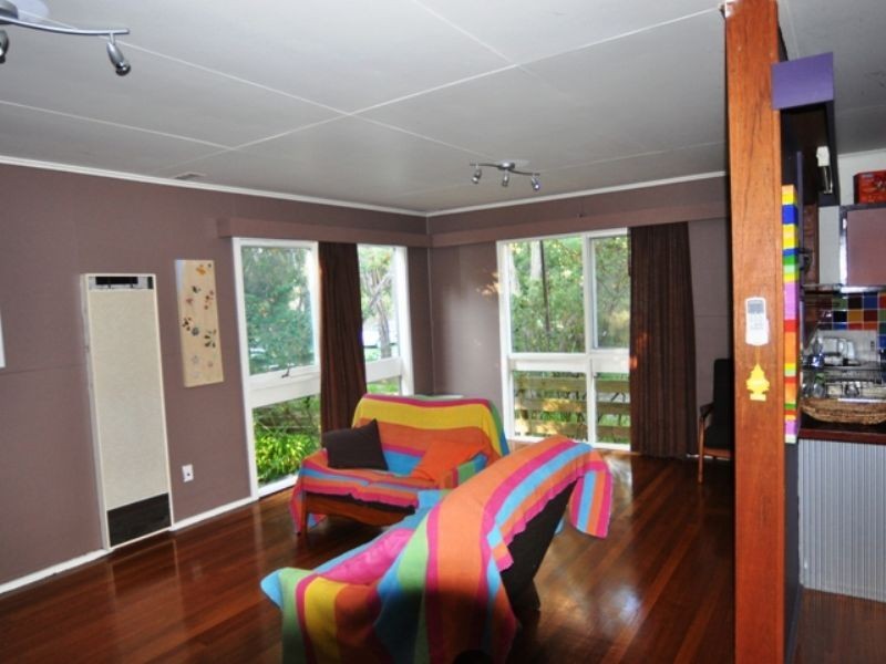 98 Lohr Ave, Inverloch VIC 3996