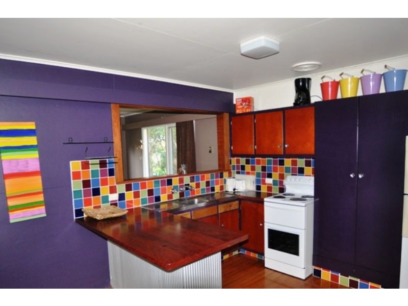 98 Lohr Ave, Inverloch VIC 3996