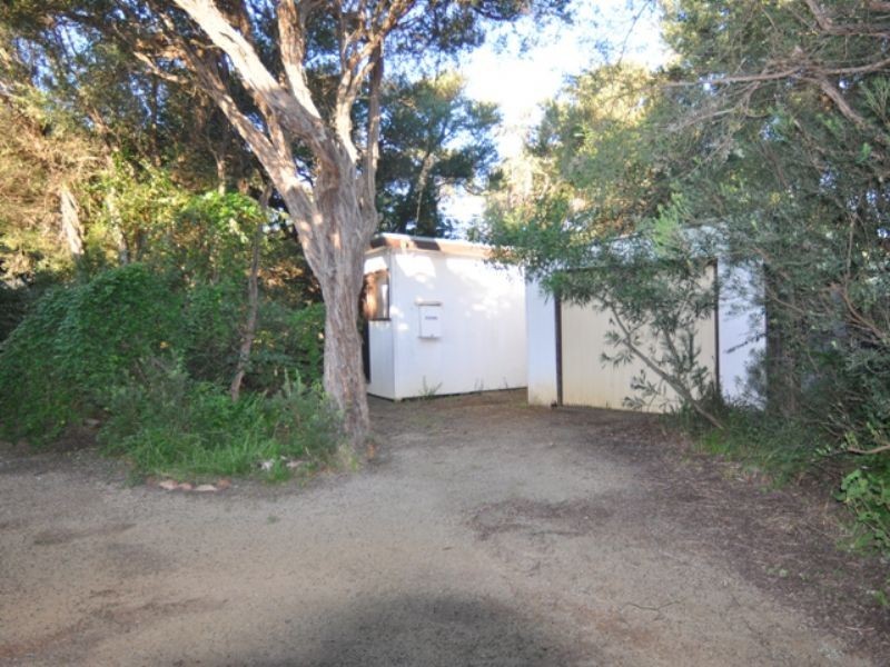 98 Lohr Ave, Inverloch VIC 3996