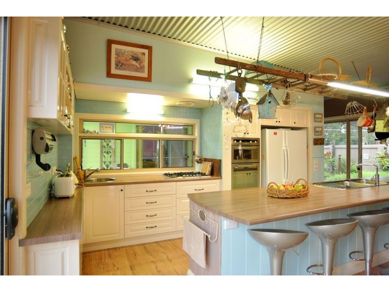 13 Canterbury Road, Venus Bay VIC 3956