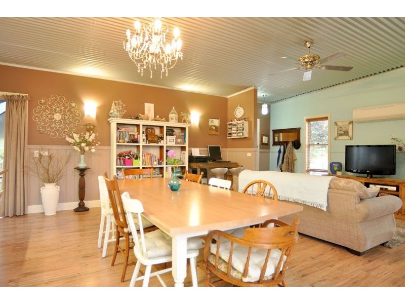 13 Canterbury Road, Venus Bay VIC 3956