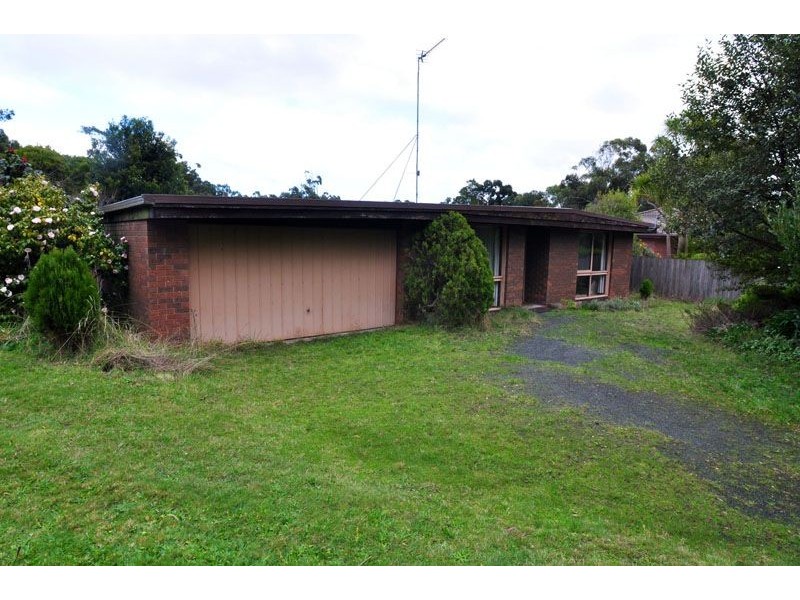 29 Powlett St, Inverloch VIC 3996