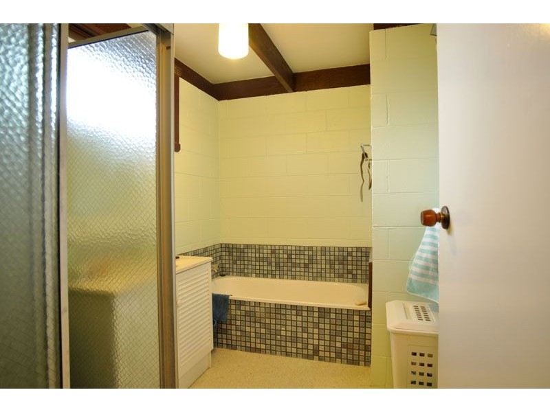 29 Powlett St, Inverloch VIC 3996