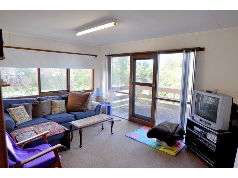 25 Cuttriss St, Inverloch VIC 3996