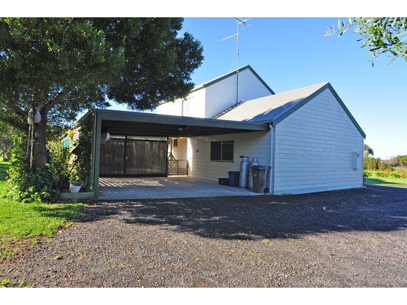 621 Inverloch-Venus Bay Rd, Inverloch VIC 3996