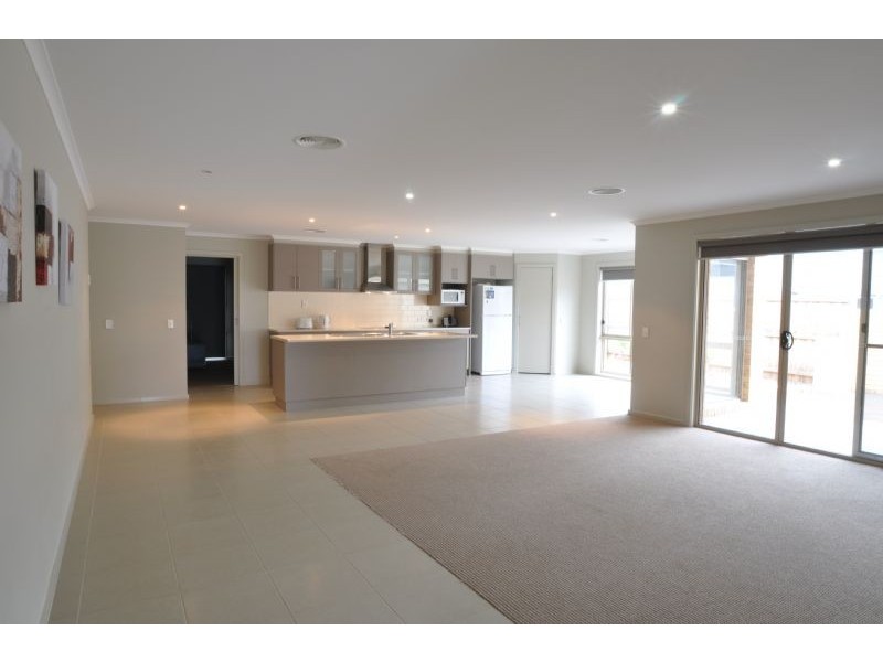 92 Meanderri Drive, Inverloch VIC 3996