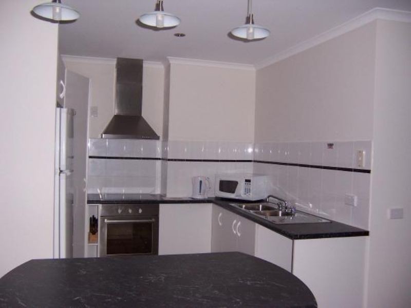 4/9 Meanderri Drive, Inverloch VIC 3996