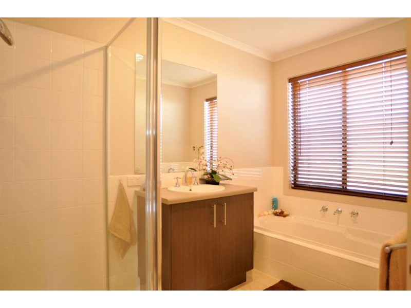 61 Meanderri Drive, Inverloch VIC 3996