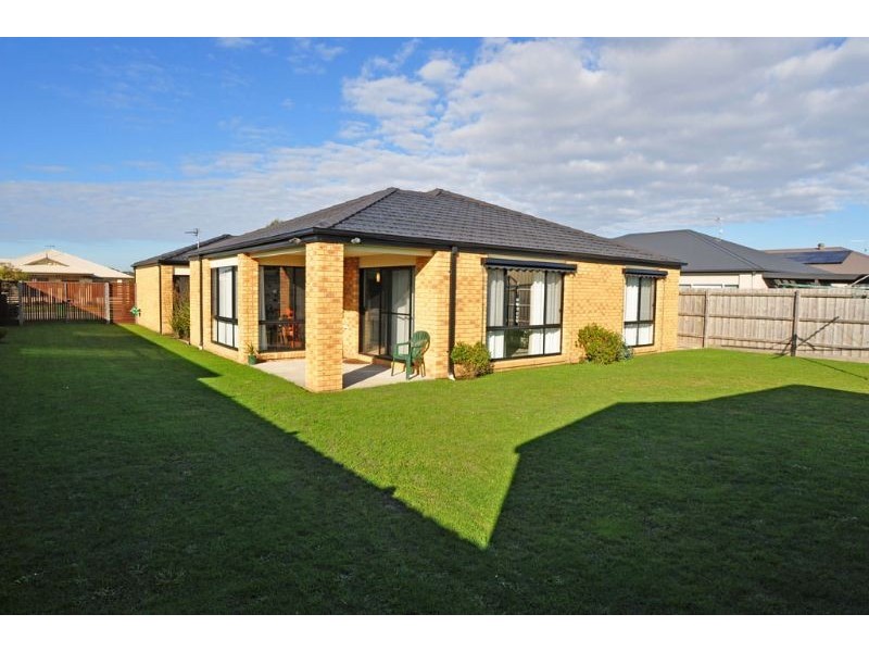 61 Meanderri Drive, Inverloch VIC 3996