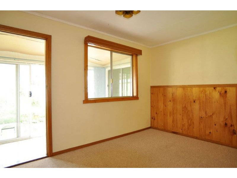 3 Stewart St, Inverloch VIC 3996