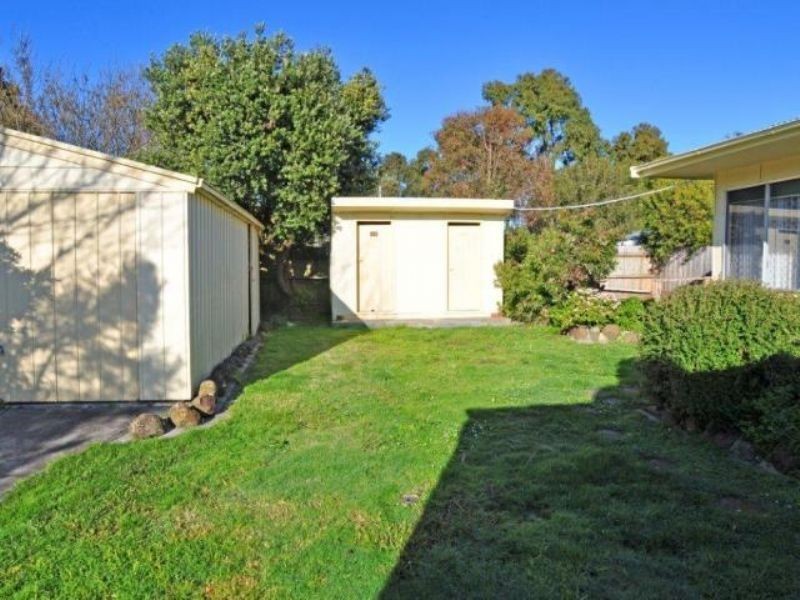 3 Stewart St, Inverloch VIC 3996