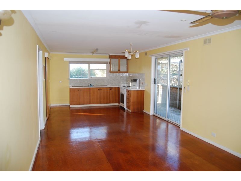 17 Kathryn Close, Inverloch VIC 3996