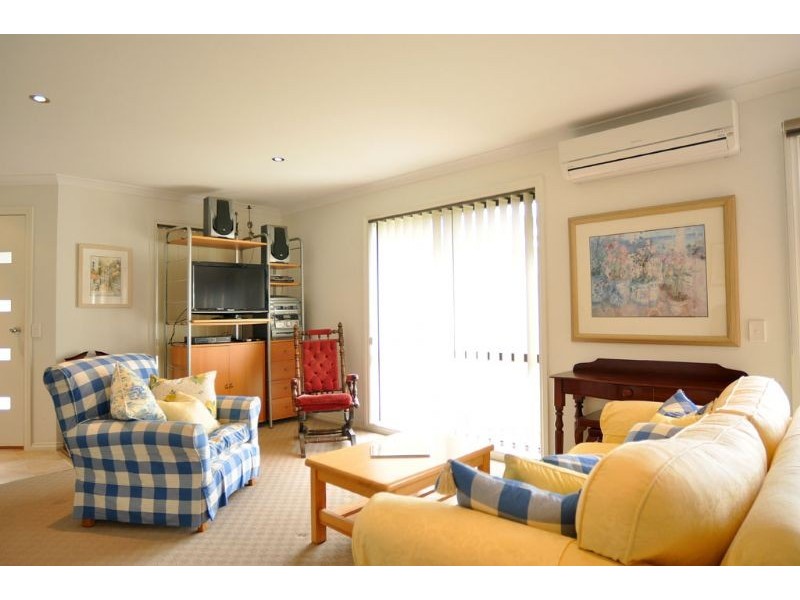 1/1 Powlett Street, Inverloch VIC 3996