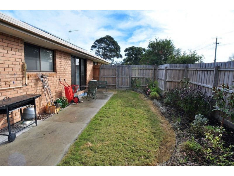 1/1 Powlett Street, Inverloch VIC 3996