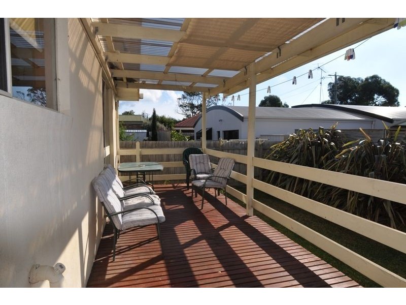 18 Golf St, Inverloch VIC 3996