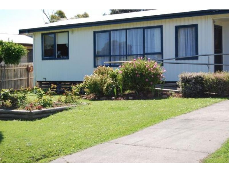 21 Kenneth Street, Inverloch VIC 3996
