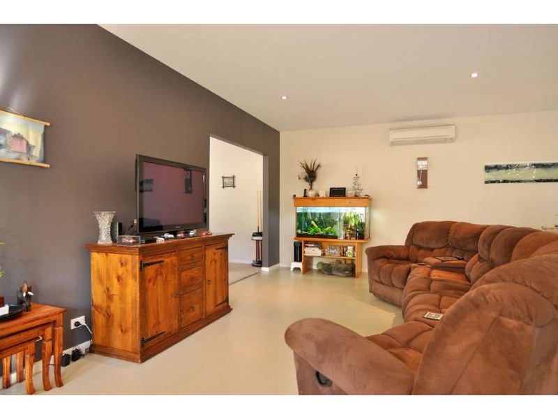 41 Woodland Heath Drive, Inverloch VIC 3996