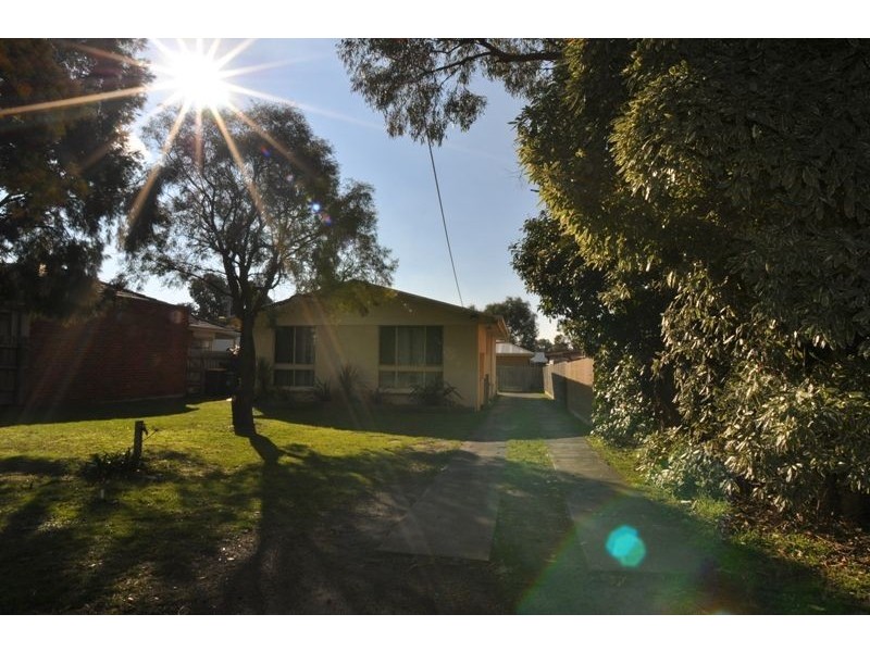 18 Golf Street, Inverloch VIC 3996