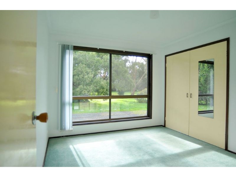 55 Desmond Road, Wattle Bank VIC 3995