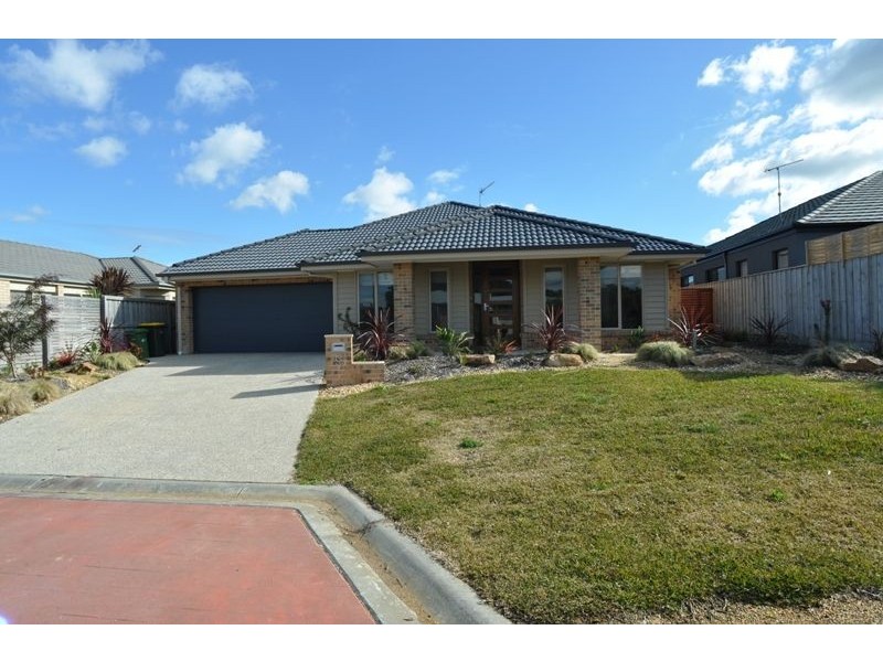 18 Outrigger Drive, Inverloch VIC 3996