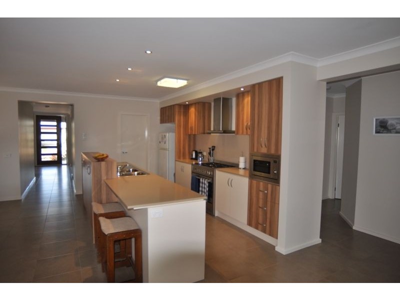 18 Outrigger Drive, Inverloch VIC 3996
