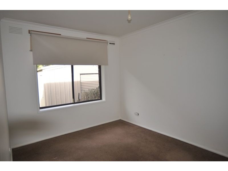 24 Sandymount Ave, Inverloch VIC 3996