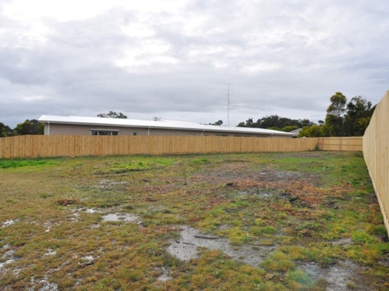 53 Woodland Heath Drive, Inverloch VIC 3996
