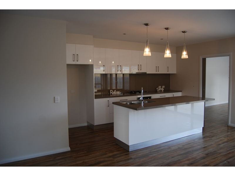 21A Powlett St, Inverloch VIC 3996