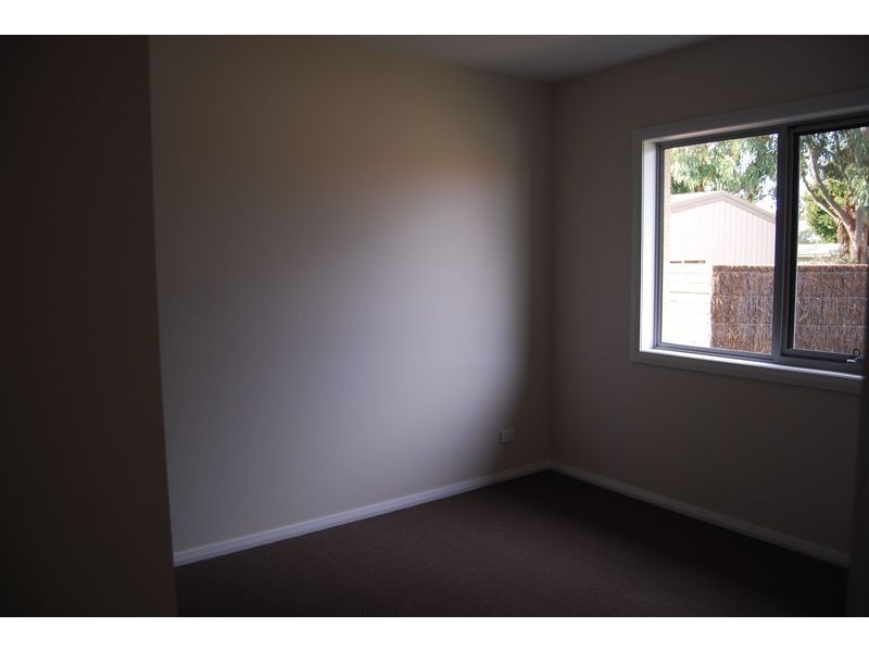 21A Powlett St, Inverloch VIC 3996