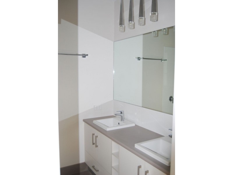 21A Powlett St, Inverloch VIC 3996