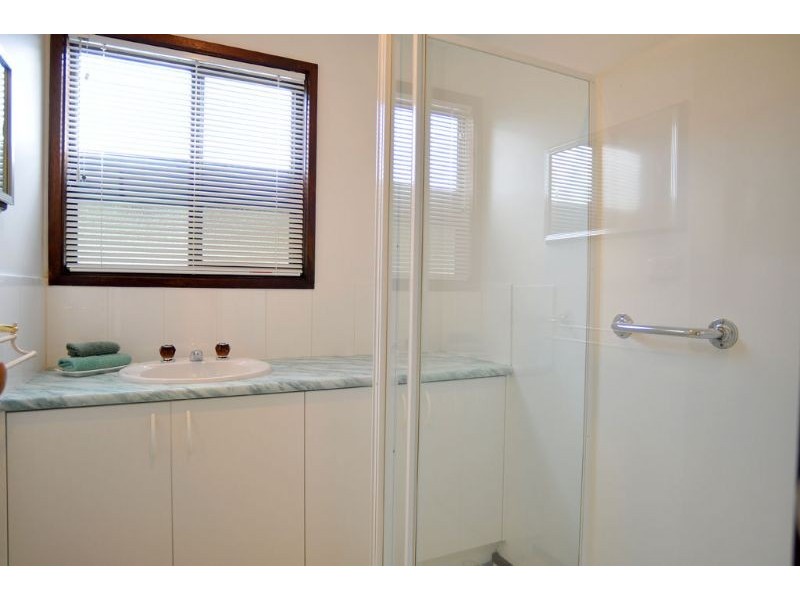 55 Desmond Rd, Wattle Bank VIC 3995