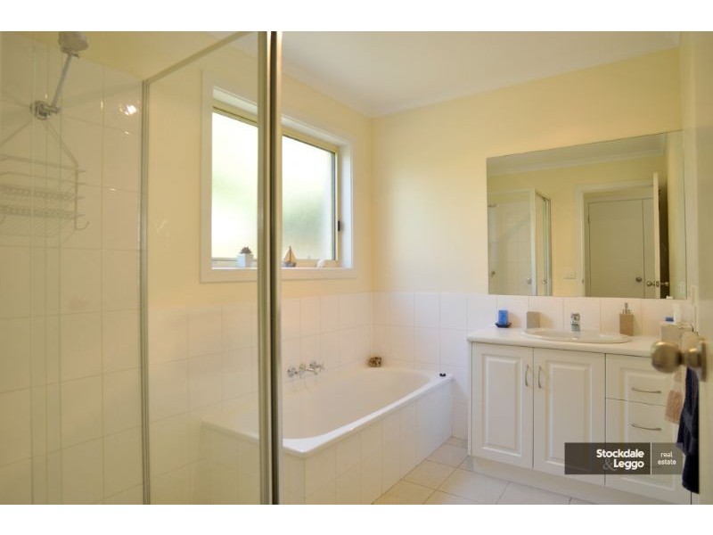 2/24-26 Kathryn Close, Inverloch VIC 3996