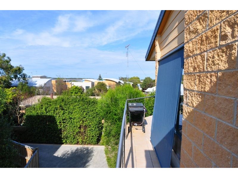 2/7 Pier Road, Inverloch VIC 3996