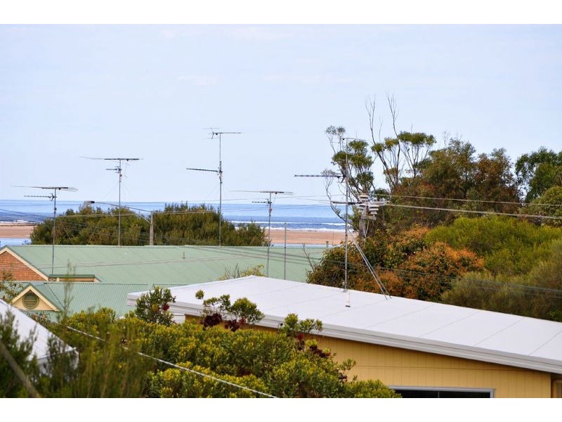 2/7 Pier Road, Inverloch VIC 3996