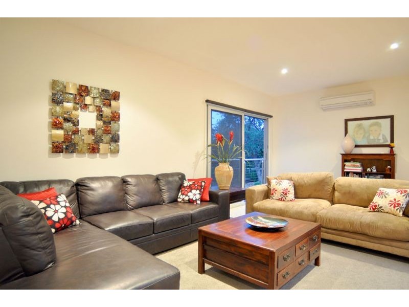 17-19 McIndoe Avenue, Venus Bay VIC 3956