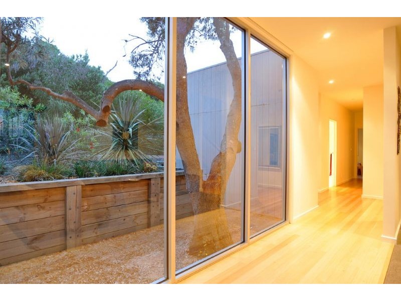 17-19 McIndoe Avenue, Venus Bay VIC 3956