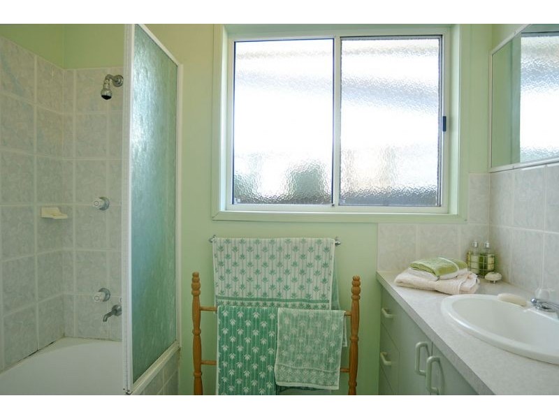 23a Sandy Mount Avenue, Inverloch VIC 3996