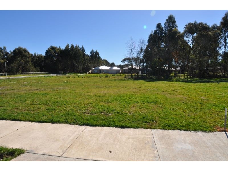 19 Correa Plc, Inverloch VIC 3996
