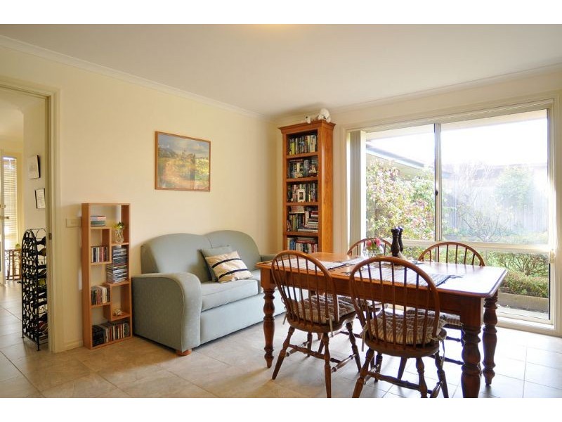 20 Chelsea Square, Inverloch VIC 3996
