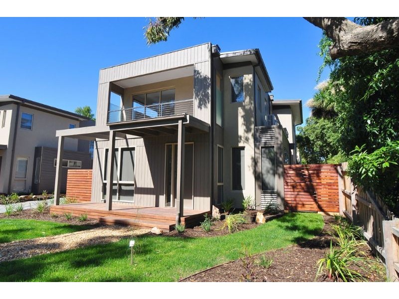 1/2 Freda Street, Inverloch VIC 3996