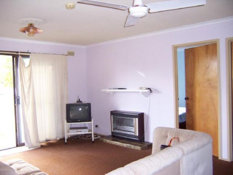 57 Dixon St, Inverloch VIC 3996