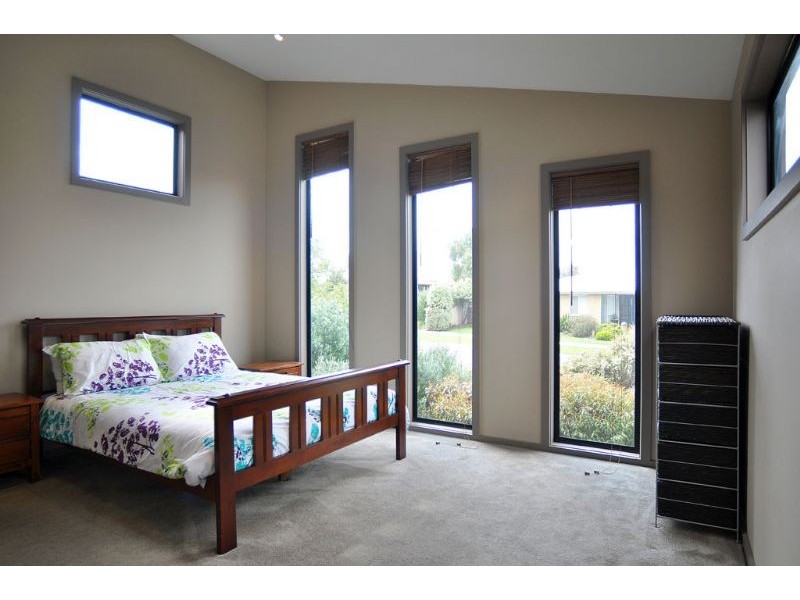 12 Beachcomber Drive, Inverloch VIC 3996