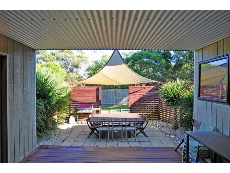 12 Beachcomber Drive, Inverloch VIC 3996