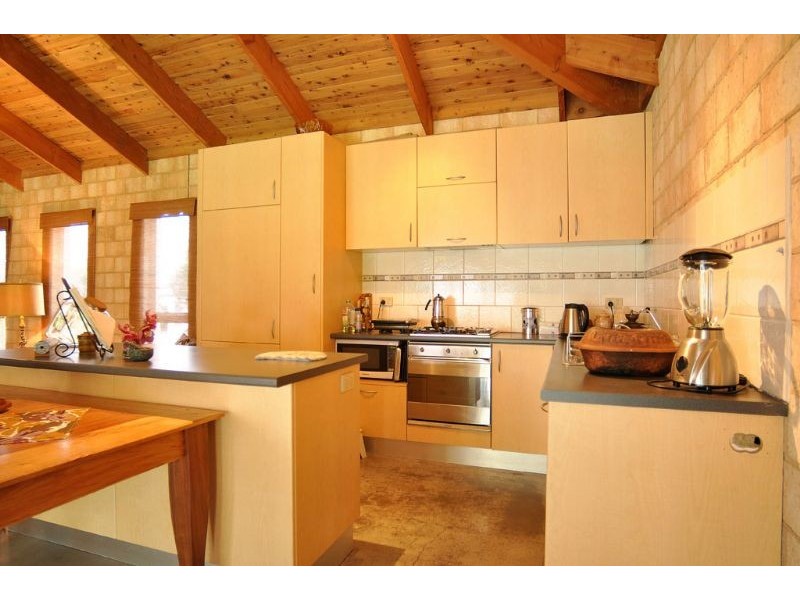 12 Melaleuca Mews, Inverloch VIC 3996